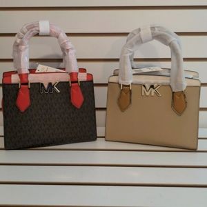 Michael Kors Mott Messenger Bag